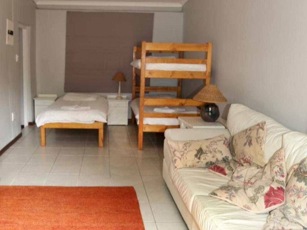 Rainbow Glen Self Catering Chalets Монтегю Стая снимка