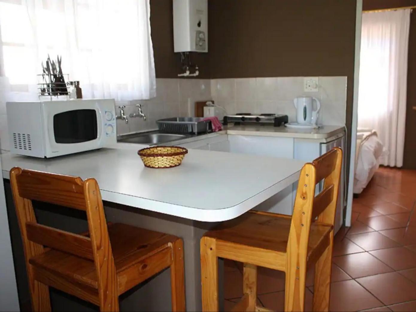 Rainbow Glen Self Catering Chalets Монтегю Стая снимка