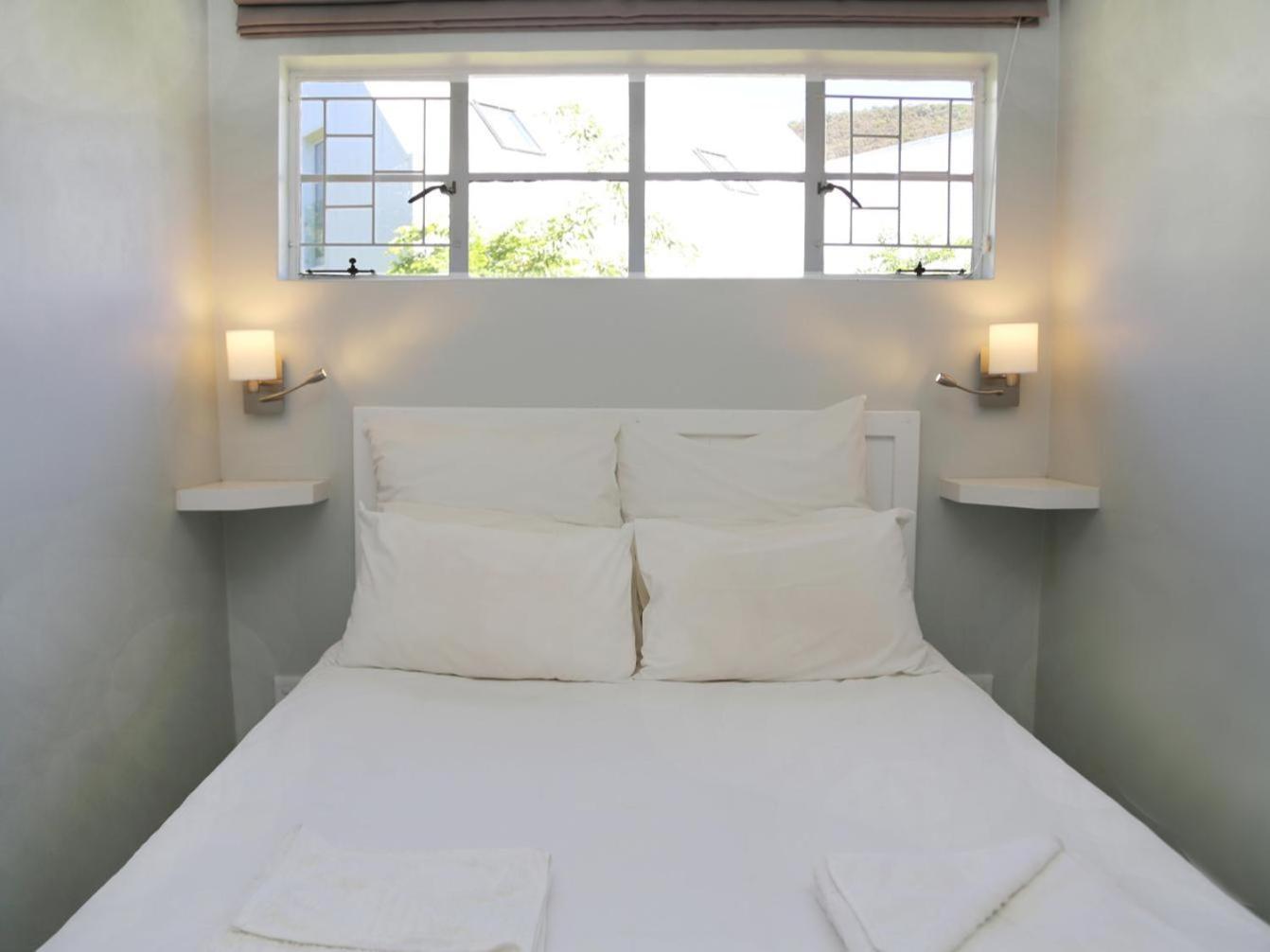 Rainbow Glen Self Catering Chalets Монтегю Стая снимка