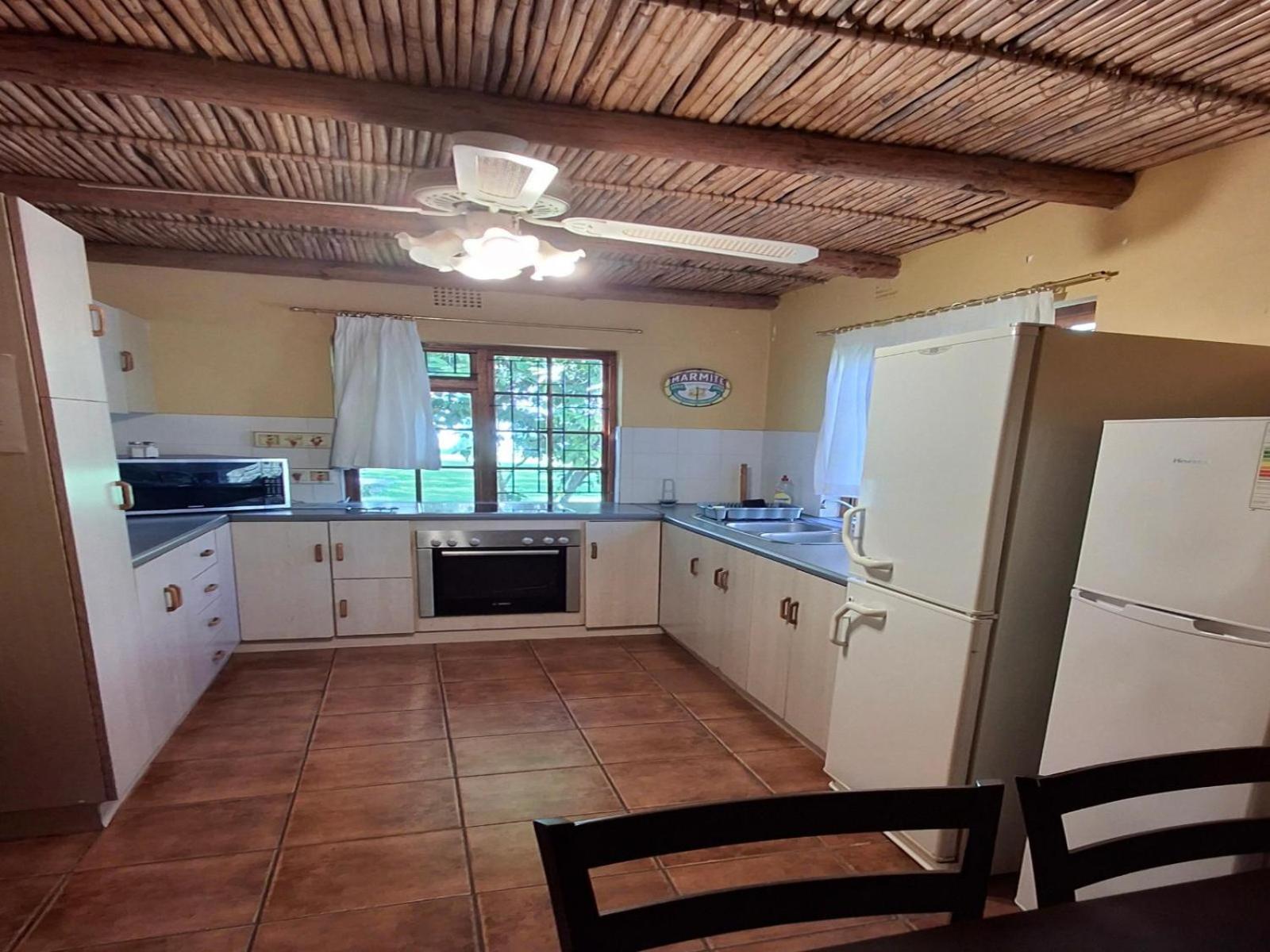 Rainbow Glen Self Catering Chalets Монтегю Стая снимка